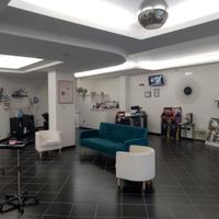 Locale Commerciale Buono Stato Interno