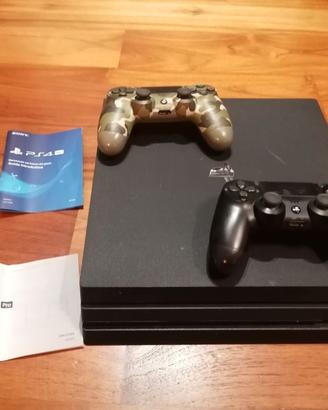 PS4  PRO 1 TB+14 GIOCHI+2 CONTROLLER