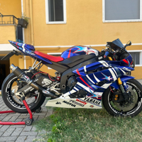 Yamaha R6