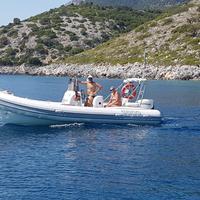 Gommone CON CHIGLIA RIGIDA ASSO 62