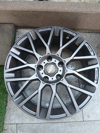 Cerchi in lega usati MOMO Revenge 17x7