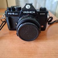 Macchina fotografica YASCICA FX3 SUPER 2000