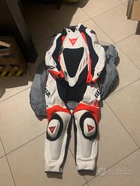 Dainese tuta estiva Red Line tg. 52 mai usata