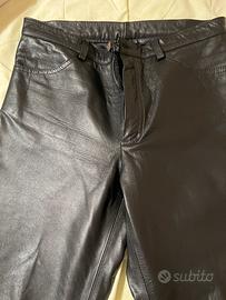Pantaloni e giubbino in pelle da uomo, taglia 46