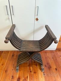 Sedia savonarola risalente ai primi del ‘900