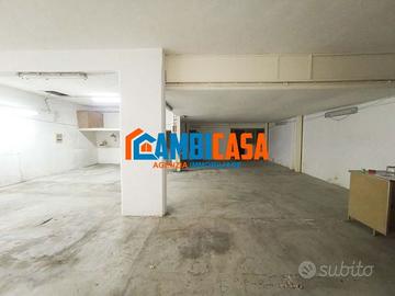 Sferracavallo - Locale di 195 mq