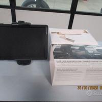 Adattatori e supporti per iPad e smartphone