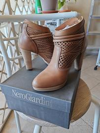 scarpe Nero giardini 