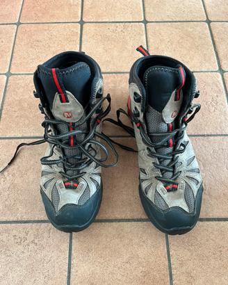 Scarpe merrel da montagna misura 40