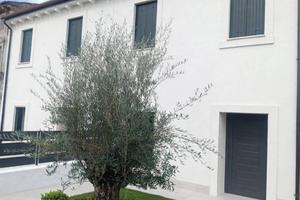 Casa indipendente di 110 m² con 5 locali e box aut