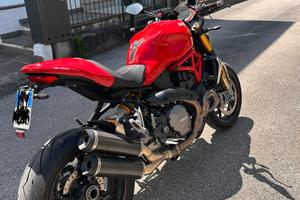 Ducati monster 1200s