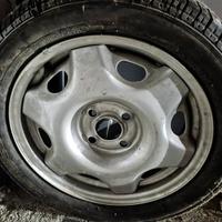 Opel Tigra ruota inusata