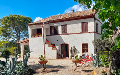 Casale per gruppo famiglie con bambini