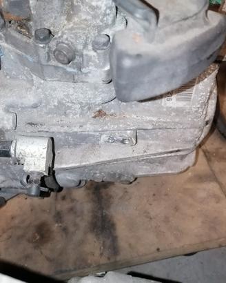 Cambio KIA CARNIVAL VQ PASSO CORTO 2902cc '06