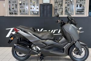 Yamaha X-Max 300