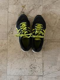 scarpe da ginnastica