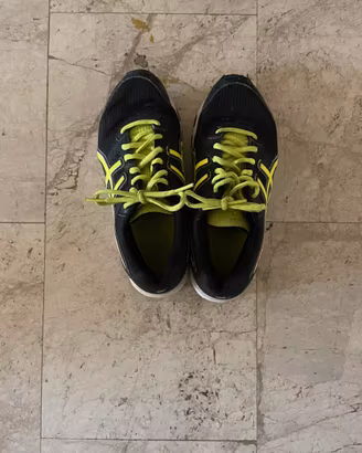 scarpe da ginnastica