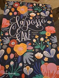 Agenda 2026 con copertina floreale