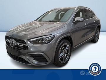 Mercedes-Benz GLA 250 E PLUG-IN HYBRID AUTOMA...