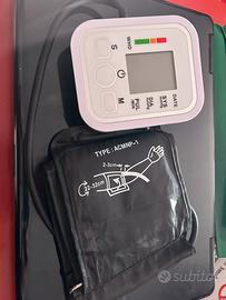 Misuratore per pressione sanguigna