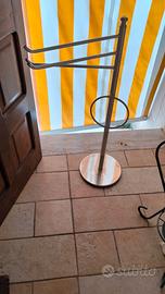 piantana acciaio bagno