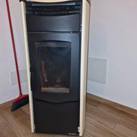 Termostufa a pellet Nordica Extraflame idro Steel