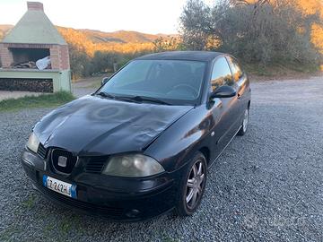 Seat ibiza 1.4 TDI incidentata anteriormente