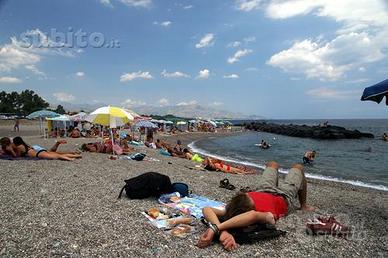 Casa fronte mare con terrazza vista Vulcano Etna
