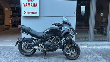 Yamaha Niken 900