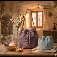 Borsa a secchiello fatta all'uncinetto in cordino 