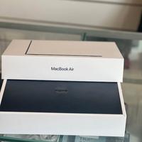 MacBook Air 13” M2-256GB-8GB-Usato Aziendale