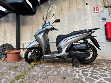 Honda sh350i sport ( leggere descrizione)
