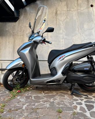 Honda sh350i sport ( leggere descrizione)