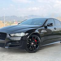 Jaguar XE 2.0 D Turbo R-Sport
