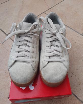 PUMA vikky platform