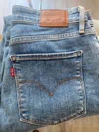 Levi’s Jeans 721 Skinny a vita alta da donna.