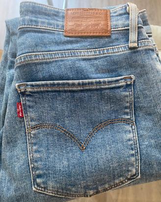Levi’s Jeans 721 Skinny a vita alta da donna.