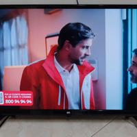 TV full hd con telecomando originale 32 pollici.