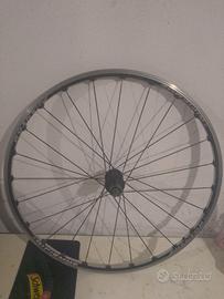 Cerchio posteriore bici da Corsa