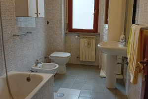 Privato vende appartamento