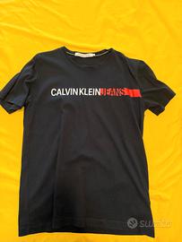 T-shirt Calvin Klein