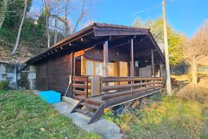 CASA SEMINDIPENDENTE A SAN PIETRO VAL LEMINA