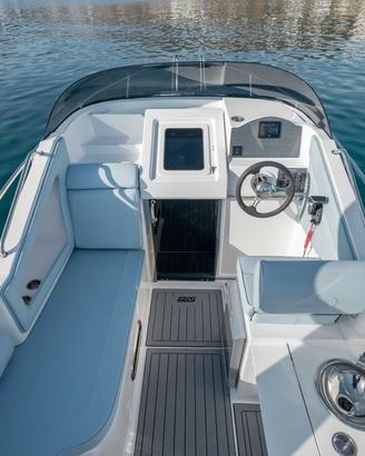 A F F A R E MANARA 23 CABIN SPORT DEM O