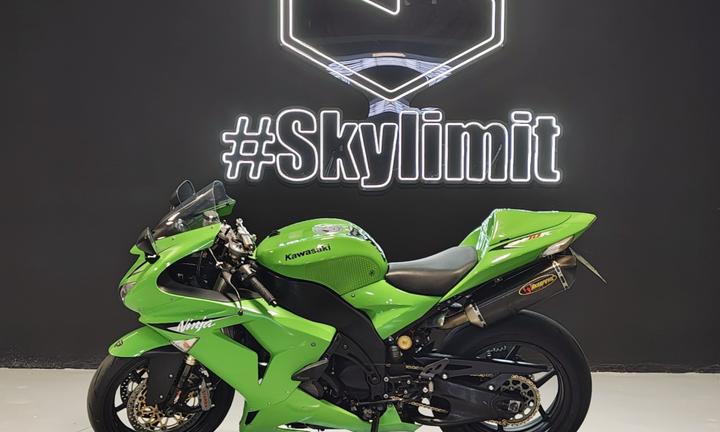 Kawasaki Ninja ZX - 10 R