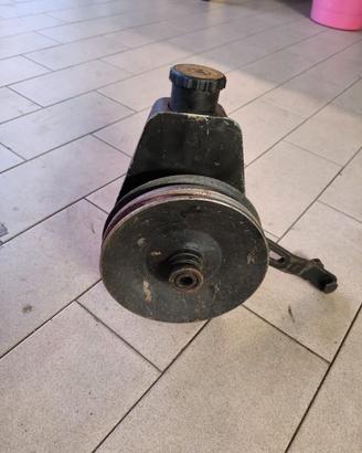 pompa servosterzo jeep