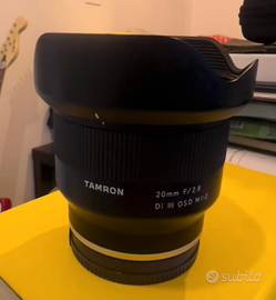 Tamaron 20mm OSD f/2.8 Di III OSD M1:2 per Sony E