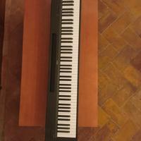 Pianola digitale Yamaha P-145