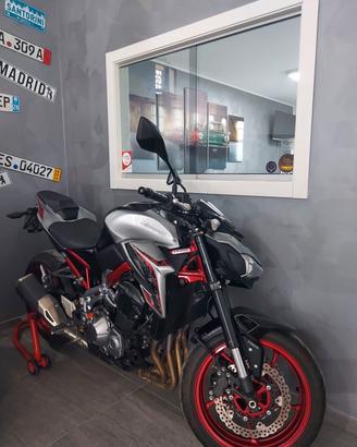 Kawasaki Z 900 2019