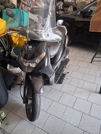 Beverly 250