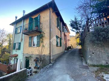 4 LOCALI A TORRIGLIA